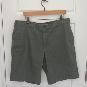 Izod Men's Shorts Size 38